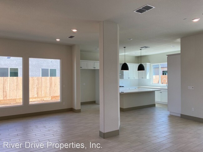 Building Photo - 3 br, 2 bath House - 2474 Valverde Drive