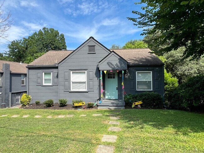 Foto del edificio - 833 Porter Rd