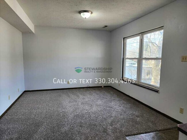 Foto del edificio - 1114 Derbydale Rd