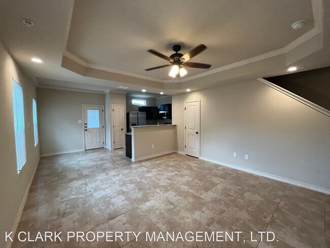 Foto del edificio - 3 br, 2.5 bath House - 6306 LUGLIO LANE #104
