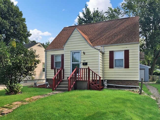 Building Photo - Yardwork & Play: Rent this 'Workshop Wonde...