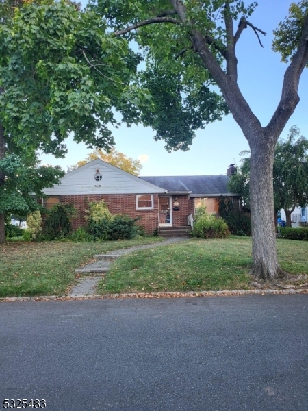 Foto principal - 503 Birchwood Rd