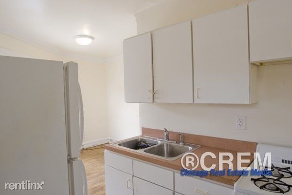 Foto del edificio - 1557 W Fargo Ave