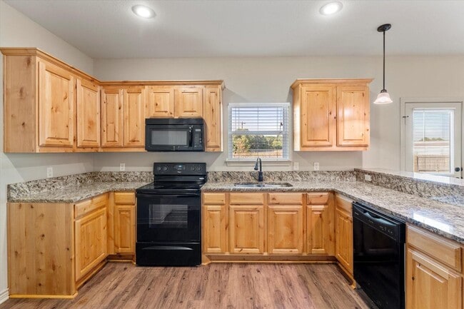 Foto del edificio - Great Townhome Near Cedar Creek Lake