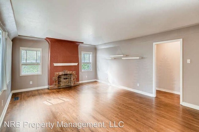 Building Photo - 4 br, 3 bath House - 4018 S. D St.