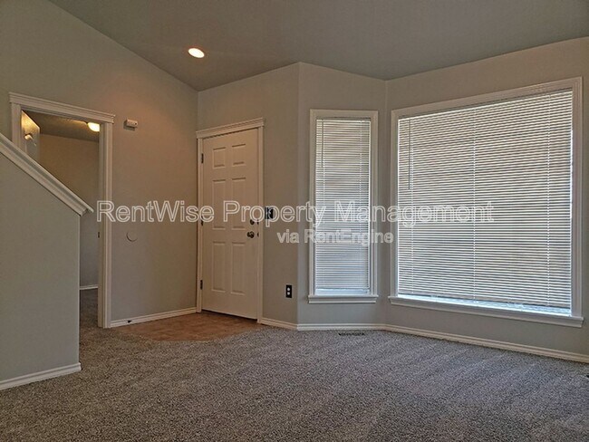 Building Photo - 5308 N Cortona Way