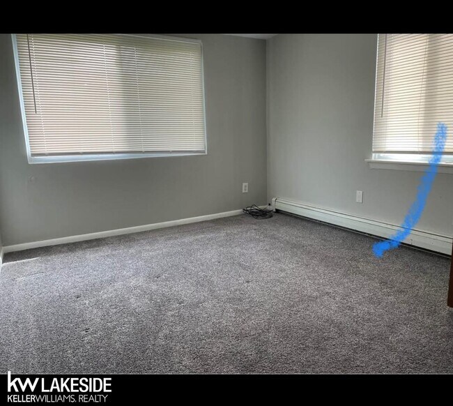 Foto del edificio - 324 E St Clair St