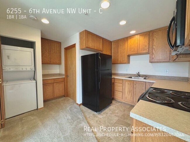 Foto del edificio - 6255 6th Ave NW