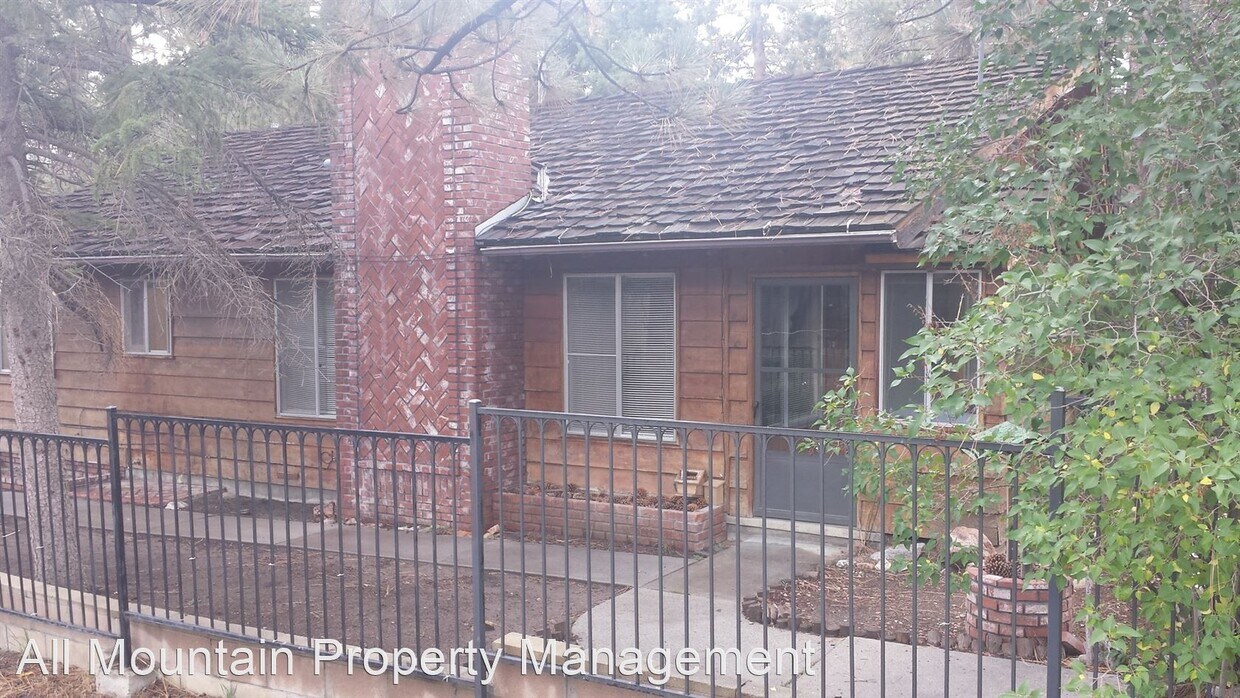 345 W Aeroplane Blvd, Big Bear, CA 92314 House Rental in Big Bear, CA