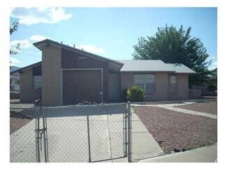 Building Photo - 10109 Kirwood St