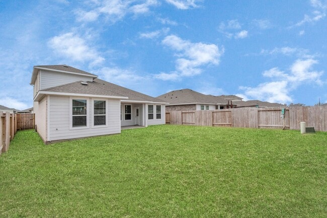 Photo - Live Oak House