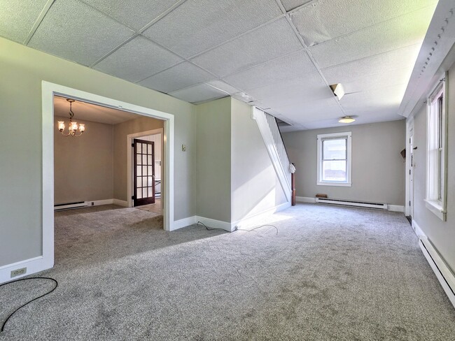 Foto del edificio - 1042 Martindale Rd