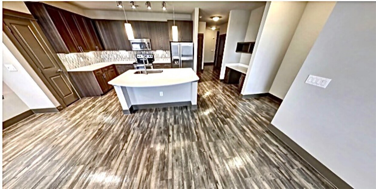 Foto principal - 5454 Washington Ave