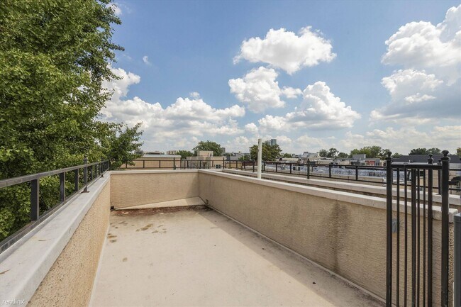Building Photo - 5 br, 5 bath House - 2001 N CLEVELAND ST