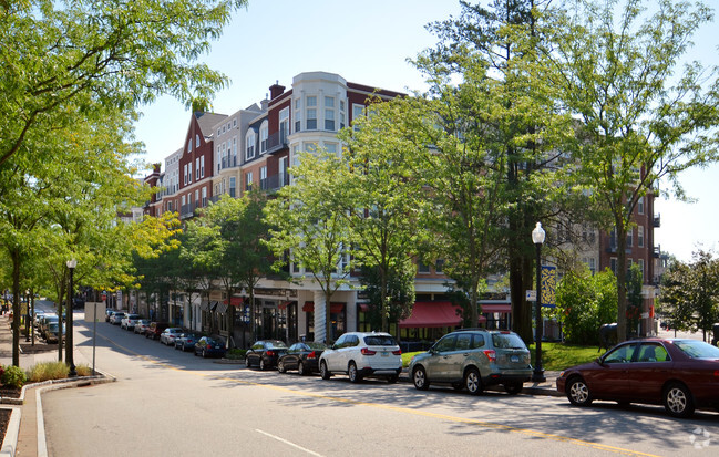 The Lofts at Blue Back Square Apartments - West Hartford, CT ...