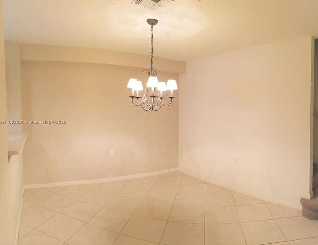 Building Photo - 9420 Ivy Brook Run
