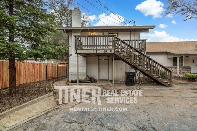 Foto del edificio - 2931 Myrtle Ln