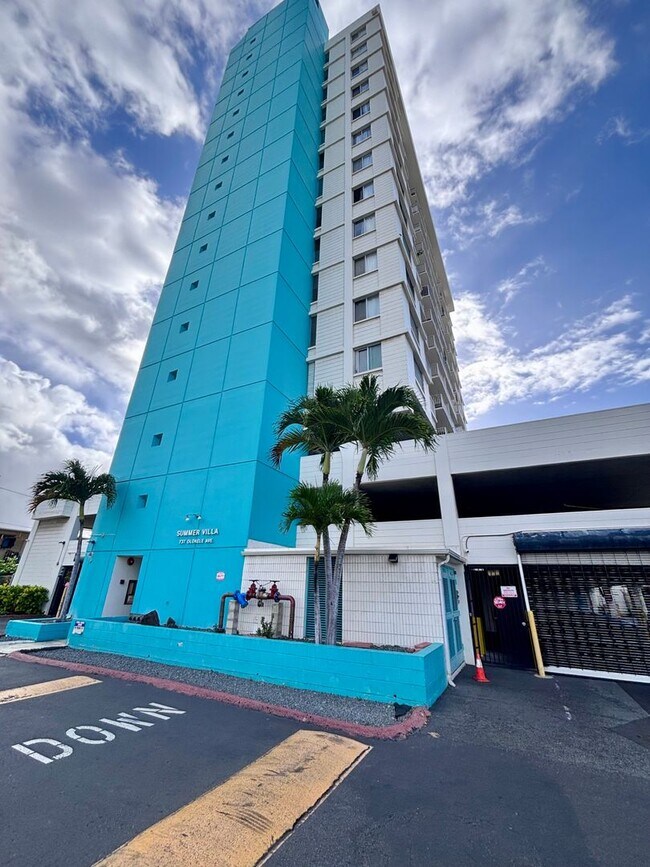 Foto del edificio - Available Now : 1 bedroom, 1 bath with 1 assigned parking stall in Summer Villa