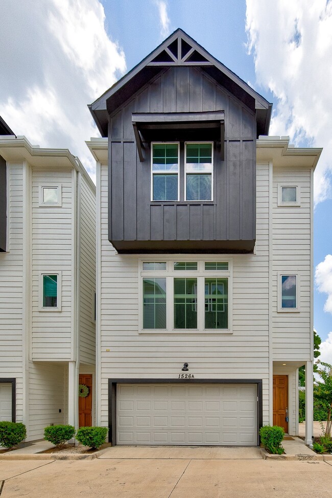 Building Photo - 1526 Ojeman Rd