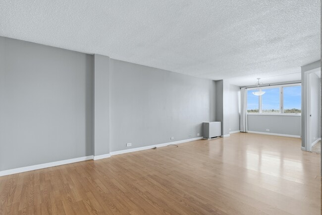 Building Photo - 2225 Buchtel Blvd S