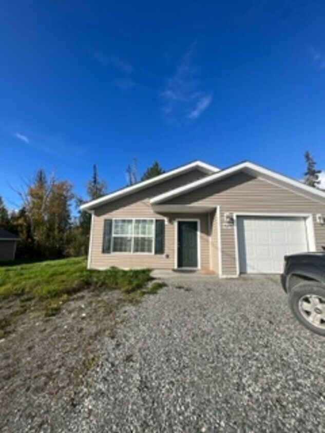 40204026 Lamont Way Unit 4024, Wasilla, AK 99623 Room for Rent in Wasilla, AK