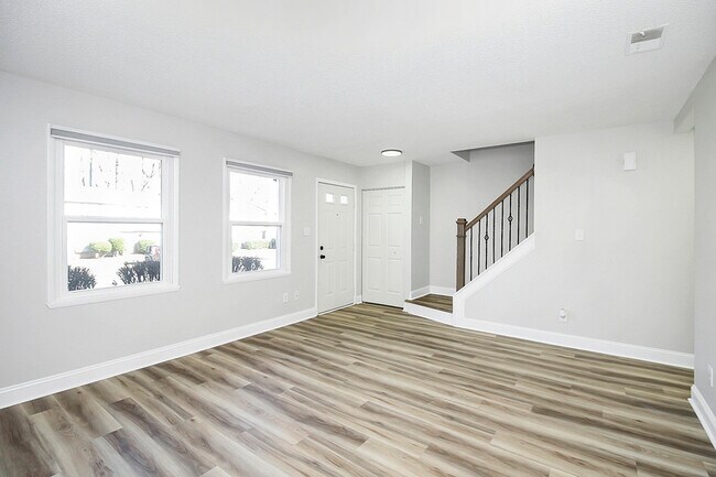 Foto del edificio - 1524 Waybridge Ln