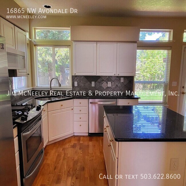 Foto del edificio - 16865 NW Avondale Dr