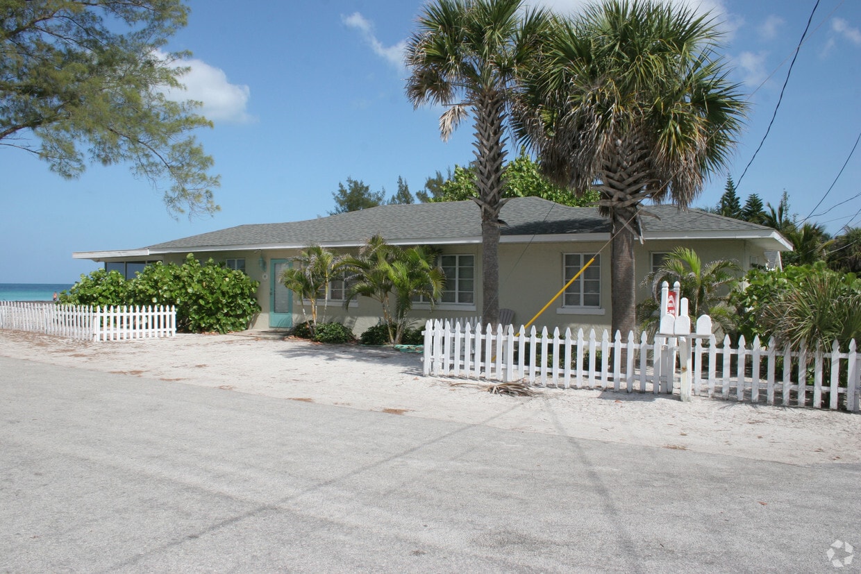 3003 Avenue F, Holmes Beach, FL 34217 Apartments in Holmes Beach, FL