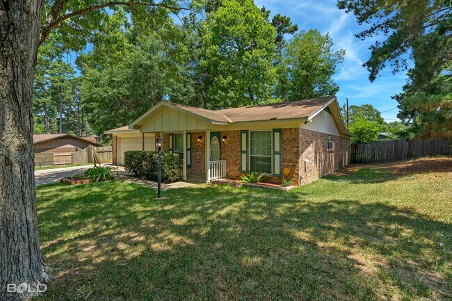 Foto del edificio - 3 BEDROOM IN SOUTHERN HILLS