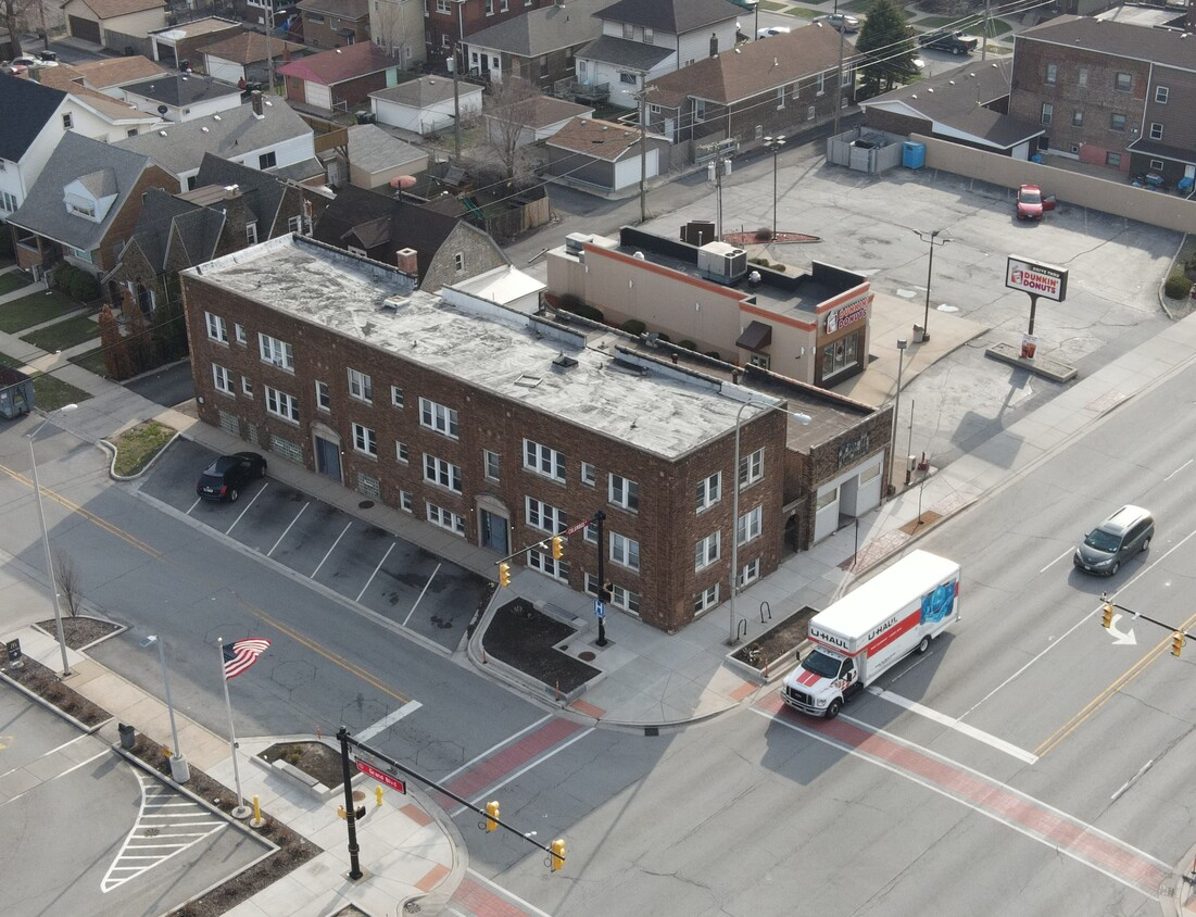 Foto del edificio - 4104 Grand Blvd
