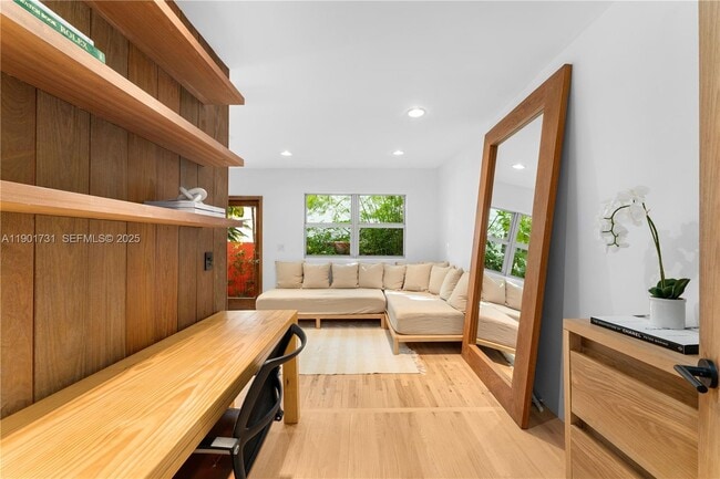 Building Photo - 226 Jefferson Ave