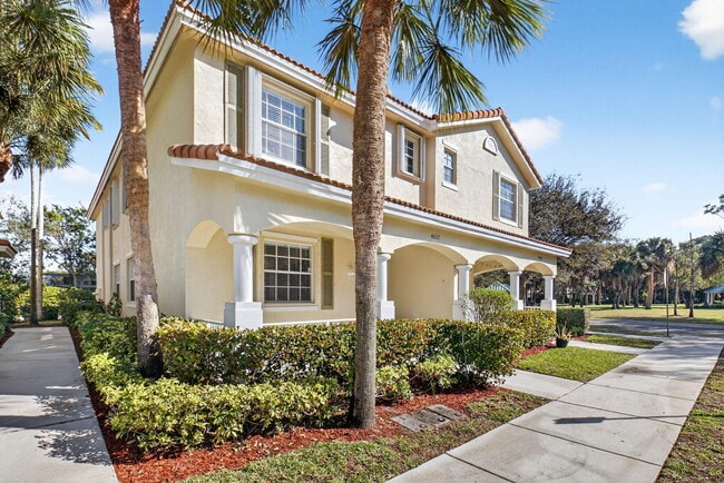 Building Photo - 4801 N Wickham Cir