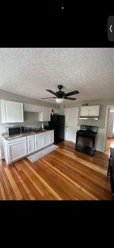 Primary Photo - 35 Healey St