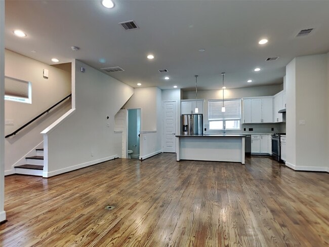 Building Photo - 353 Eado Park Cir