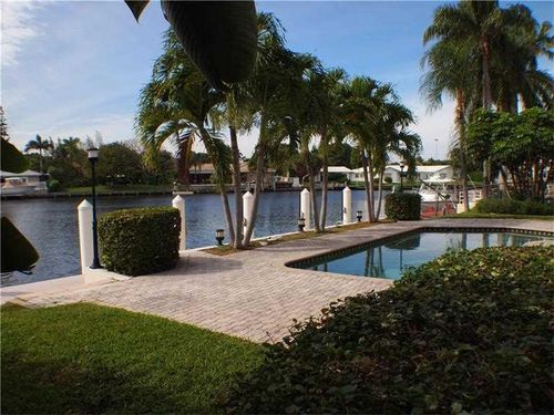 Foto del edificio - 68 Little Harbor Way