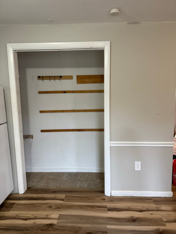 Building Photo - 18-20-20 S Walnut St