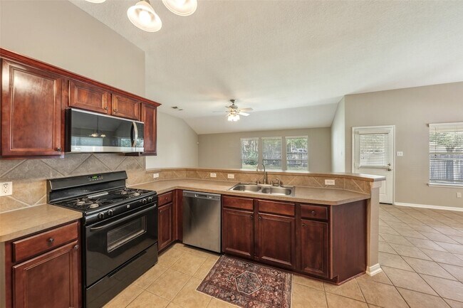 Building Photo - 30627 N Sulphur Creek Dr