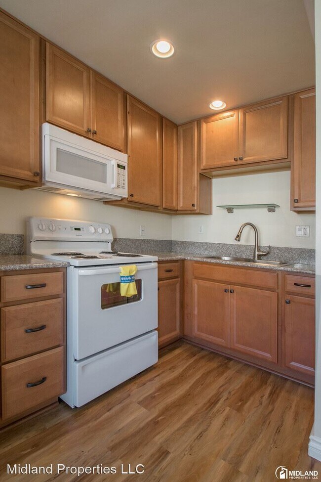 Foto del edificio - 3710-3722 Alabama St