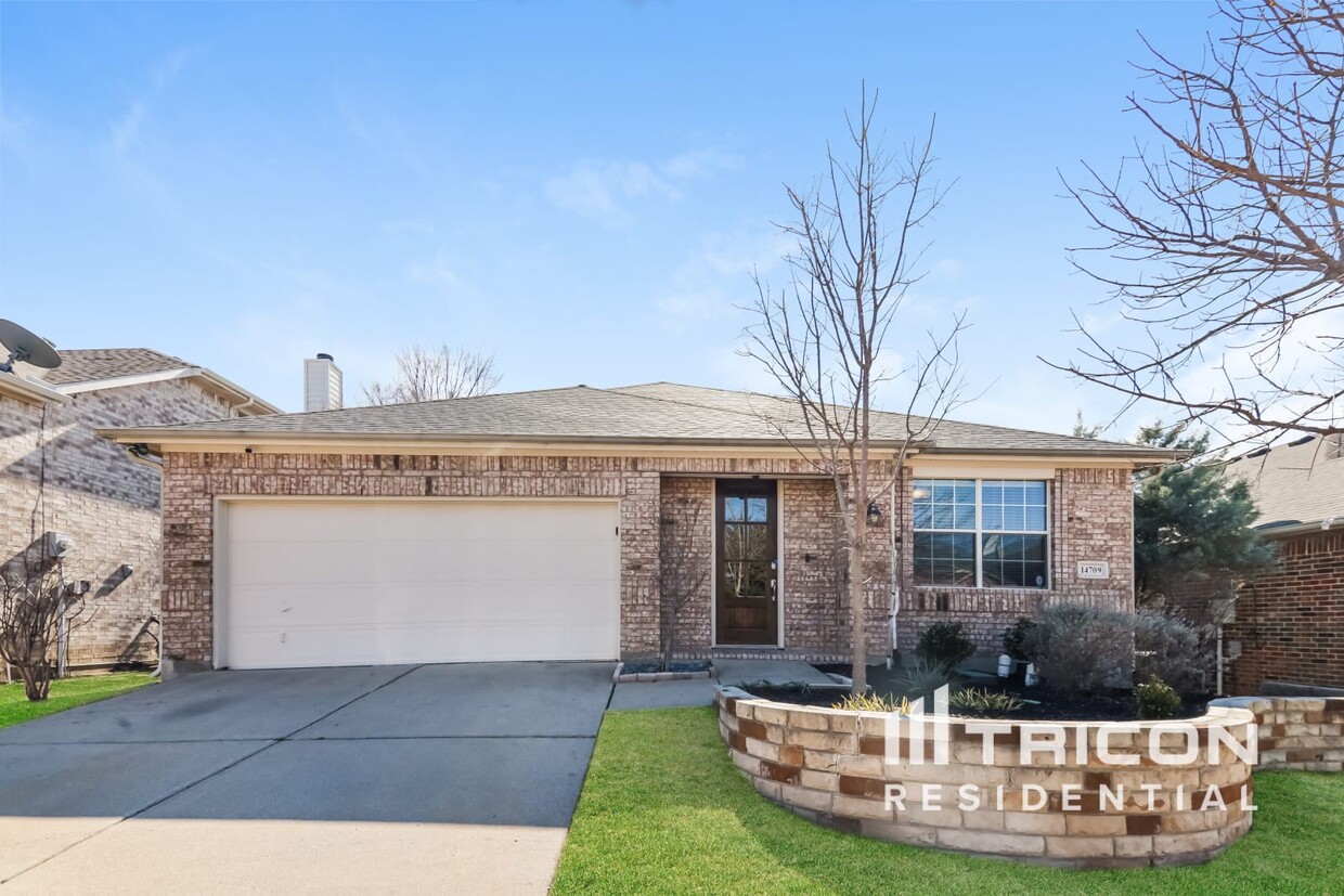 Foto principal - 14709 Eaglemont Dr