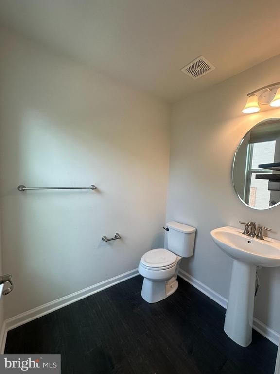 Foto del edificio - 10402 Steeplechase Run Ln