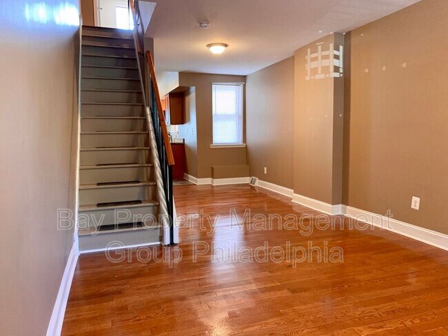Building Photo - 2241 Tulip St