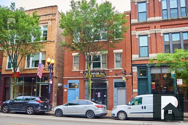 Photo - 1455 W Taylor St (Chicago, IL) Apartment