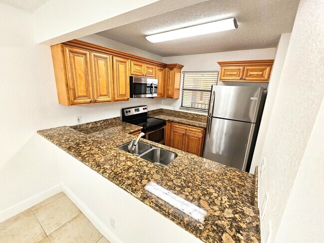 Building Photo - 1720 Windorah Way