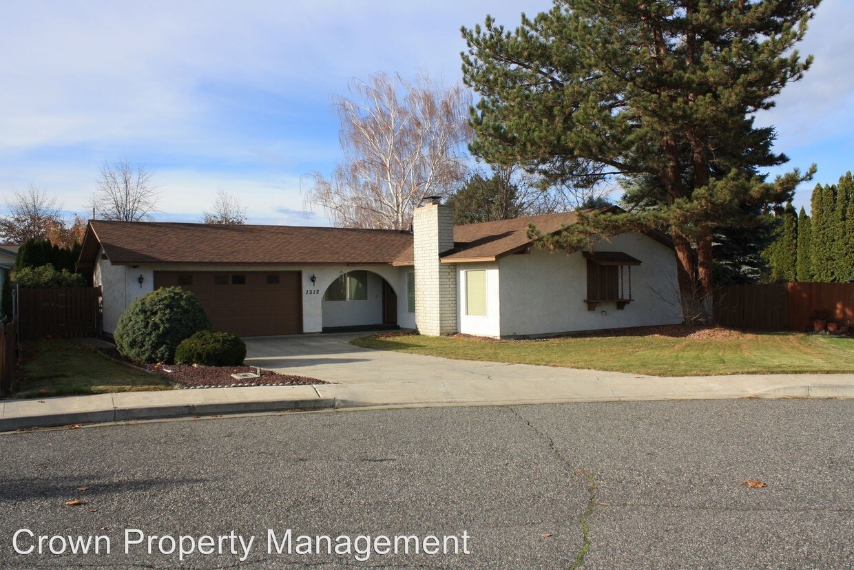 1312 Woodbury St, Richland, WA 99354 House Rental in Richland, WA