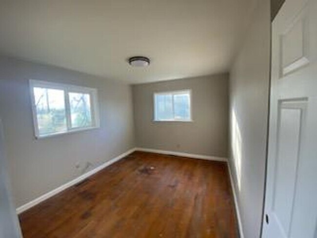 Foto del edificio - 1704-1706 Harrison St (J&amp;L)