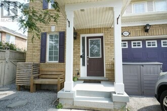 Building Photo - 657 Thompson Rd S