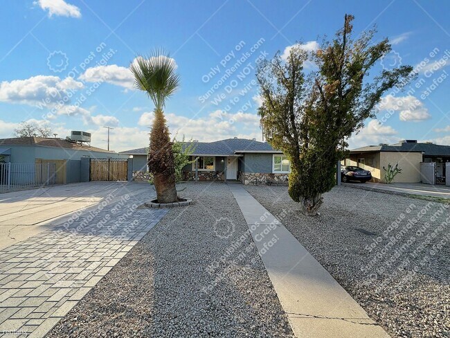 Foto del edificio - 4 br, 2 bath House - 4224 N 15th Ave