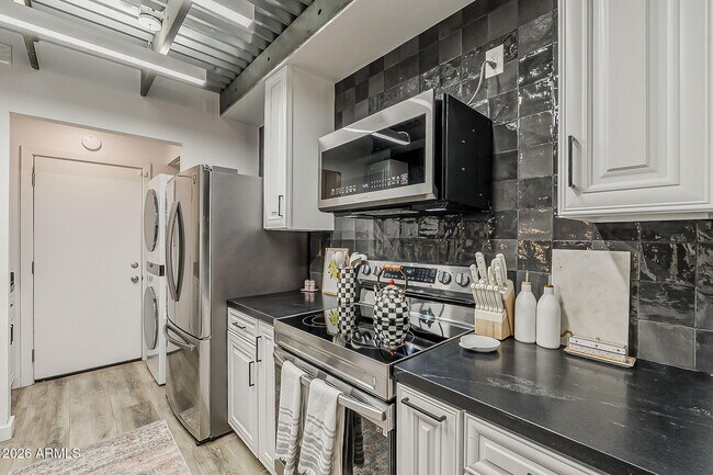 Foto del edificio - 3136 N 38th St