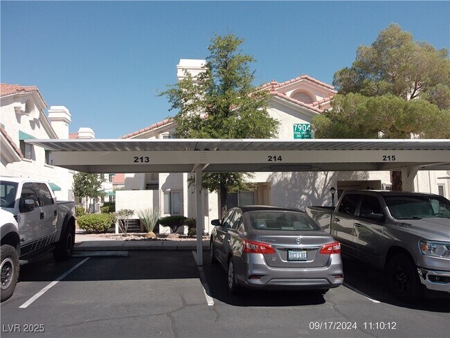 Foto del edificio - 7904 Fossil Creek Ln