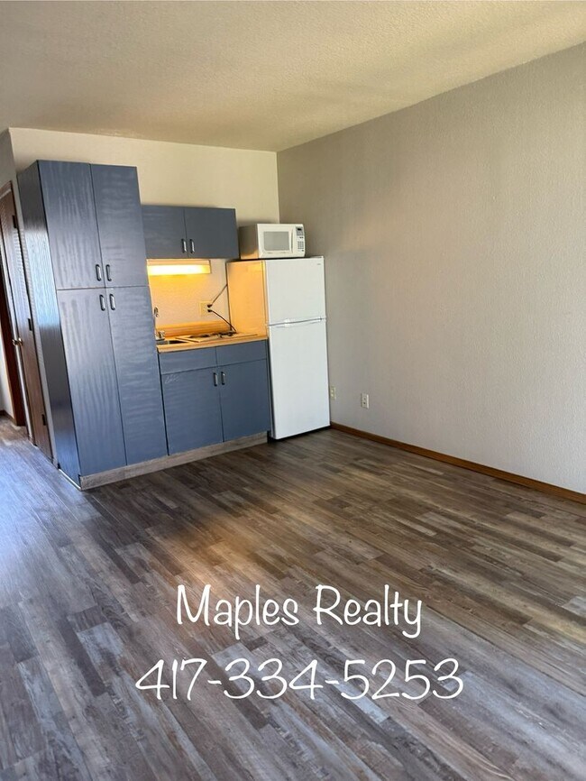 Foto del edificio - King Suite with Kitchenette!